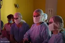 Профессор Дариуш Патковски оперирует совместно с львовскими детскими хирургами