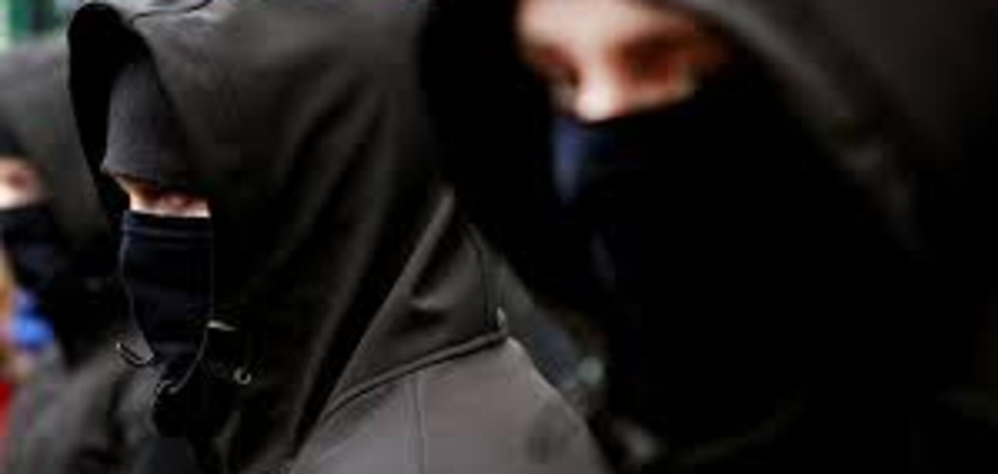 'Пацаны, вы кто?' В Киеве случился новый инцидент с радикальными 'дружинниками'