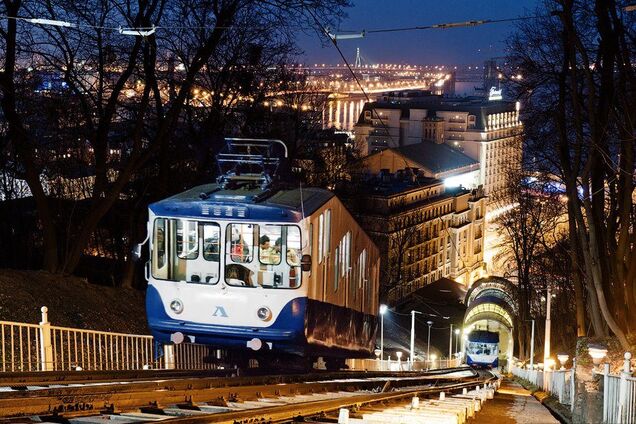 В обновленном фуникулере будут секции для колясок и велосипедов