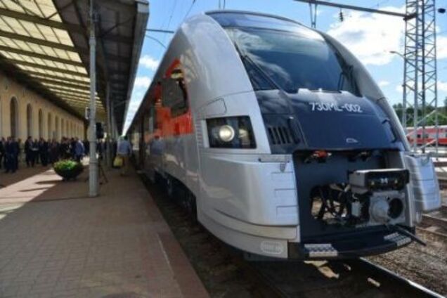 Поезд из Киева в Борисполь: озвучены плюсы и минусы проекта