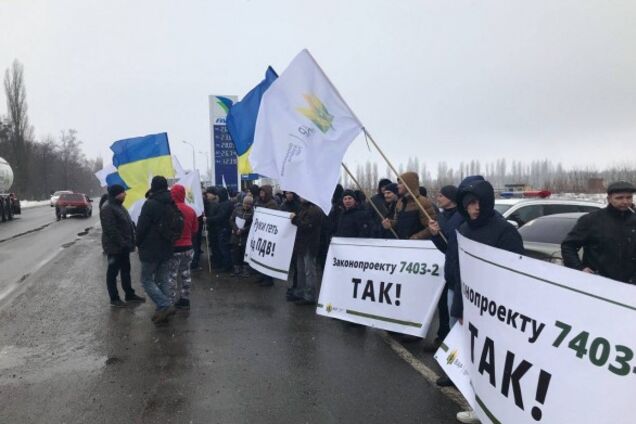 К всеукраинской забастовке аграриев присоединились еще три области