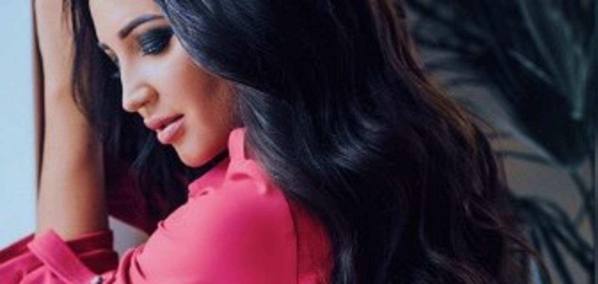 Позбавлена уваги Бузова поскаржилася на чоловіків