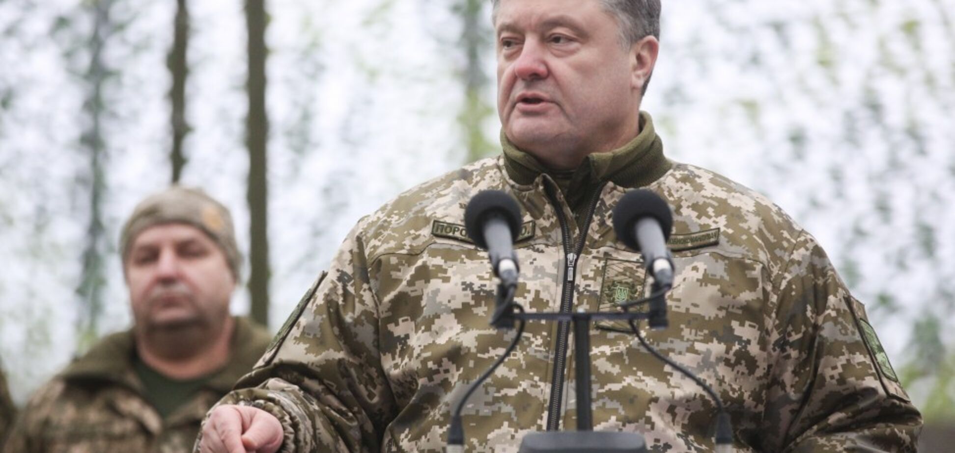 Каждому 9 грамм свинца: Порошенко пригрозил России