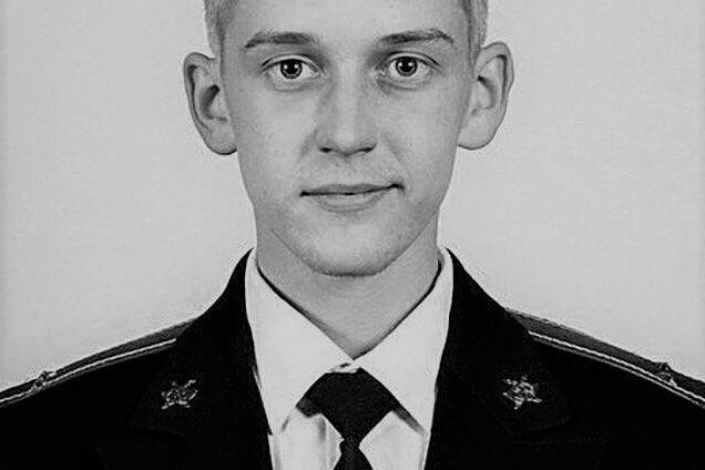 Таємнича смерть: молодого військового офіцера знайшли мертвим у поїзді