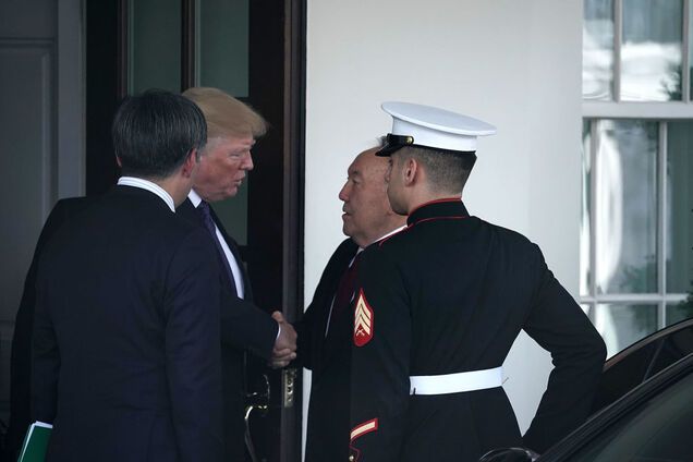 Какую игру затеял Назарбаев