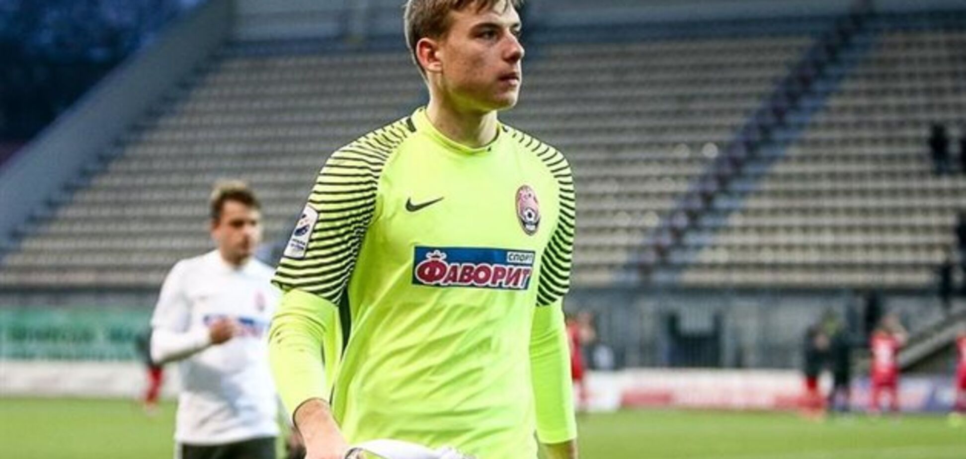 В Европе устроили охоту на вратаря сборной Украины