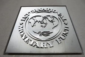Украина выплатила МВФ часть долга: названа сумма