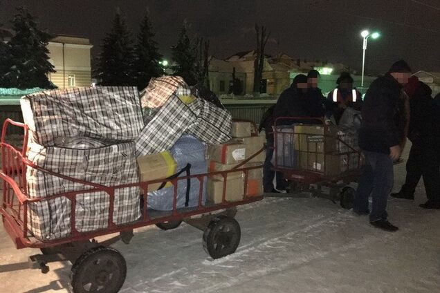 В Україні знайшли контрабандні книги на 1 млн грн в поїзді з Росії