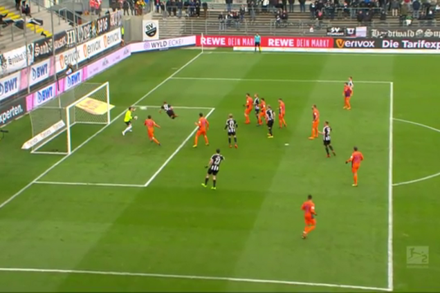 Німецький футболіст забив фантастичний гол 'ударом скорпіона' - опубліковано відео