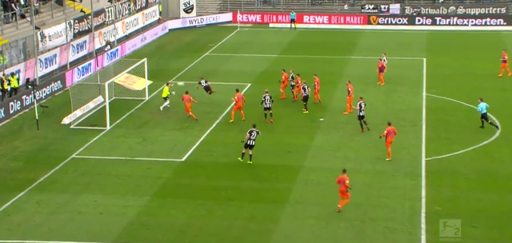 Німецький футболіст забив фантастичний гол 'ударом скорпіона' - опубліковано відео