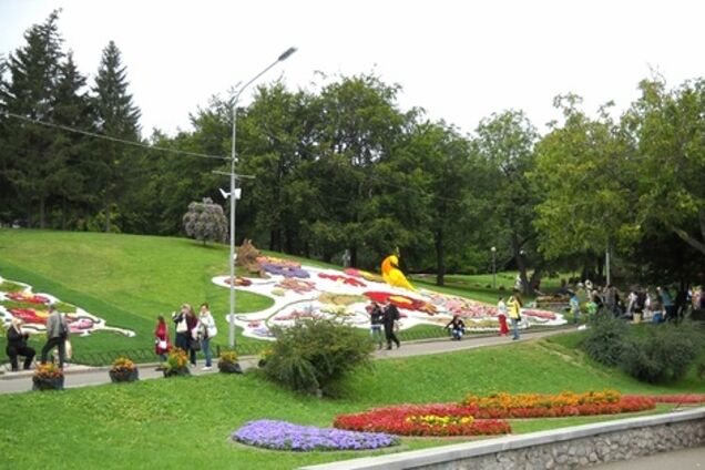 Зона любові і геокупол: як зміниться Співоче поле