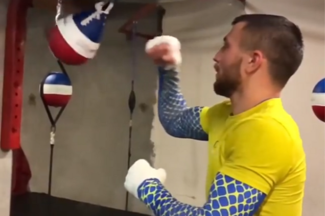 Ломаченко одним ударом может выиграть три чемпионских пояса