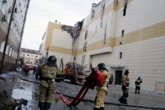 Трагедия в Кемерево: в 'Зимней вишне' снова вспыхнул пожар