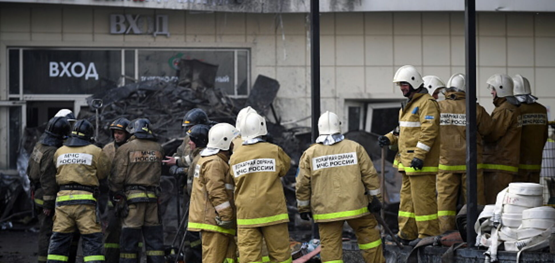 'Морги заполнены': врач заявил о сотнях погибших в Кемерово