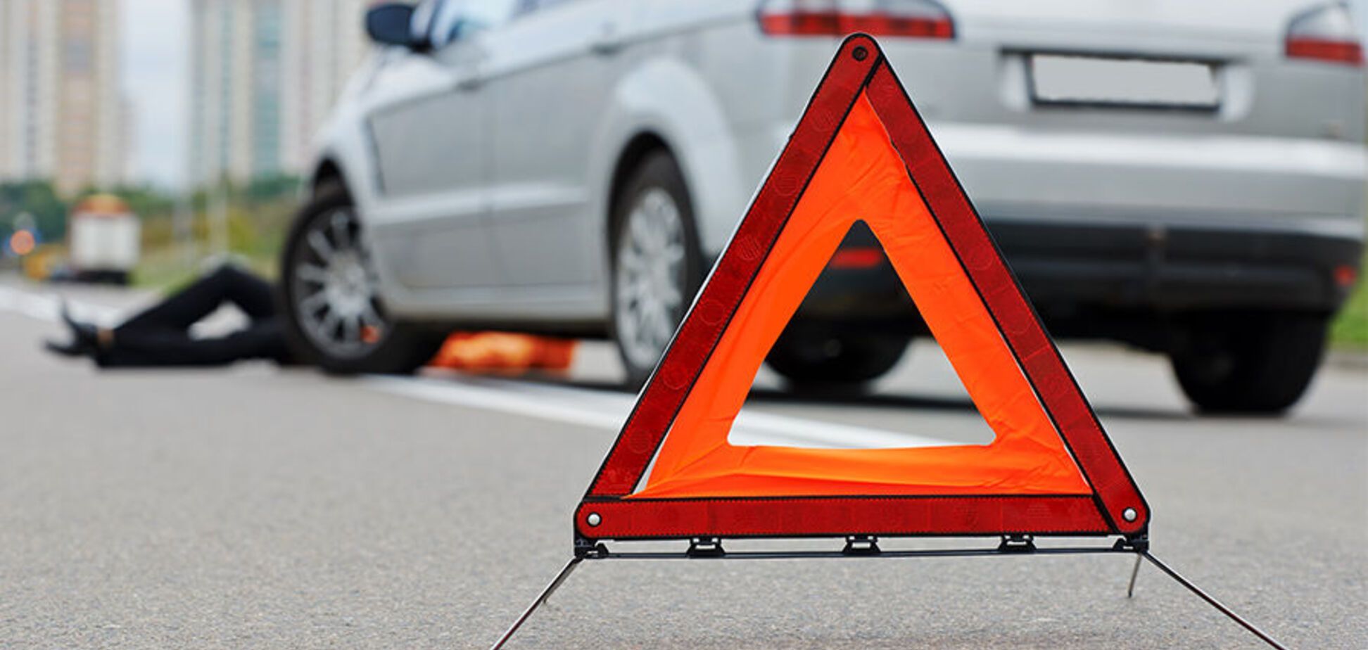 Залишив помирати на дорозі: на Житомирщині депутат на смерть збив пішохода