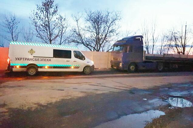 'Укртрансбезпека' залучить українців до контролю над дорогами