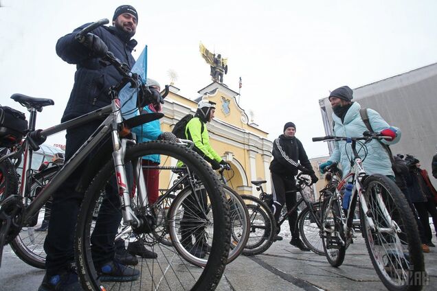 Киянам пропонують приїхати на роботу на велосипеді