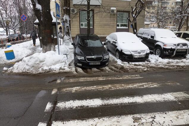 Нові правила паркування в Україні: що зміниться