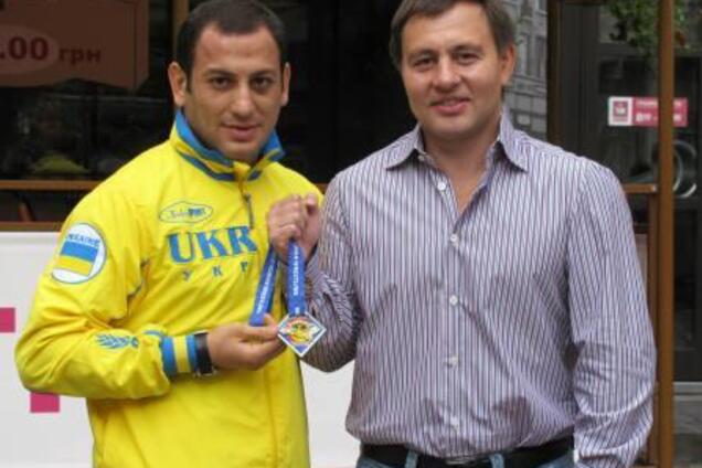 Вадим Кисель поздравил Армена Варданяна с серебром