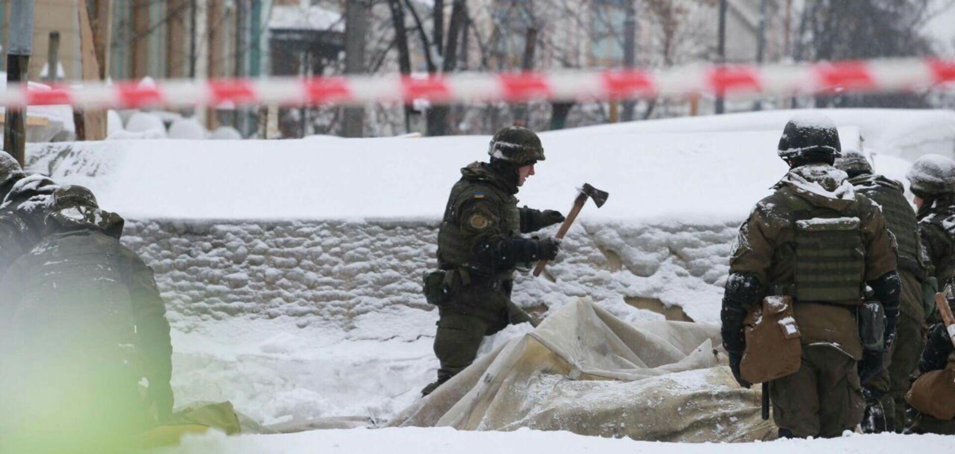 'Акт насилия': во фракции Порошенко высказались о сносе городка под Радой