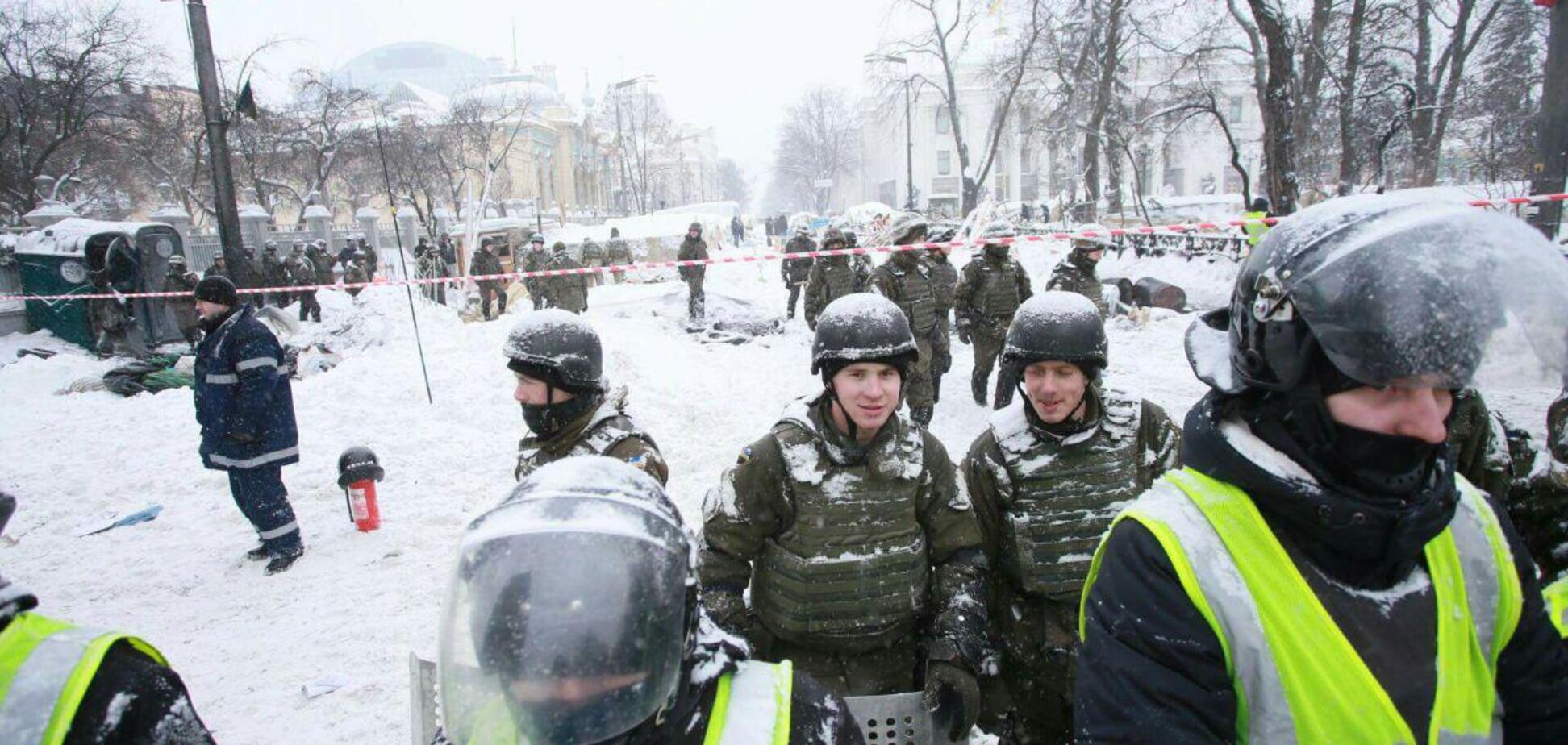 Палаточный городок под Радой снесен: все подробности