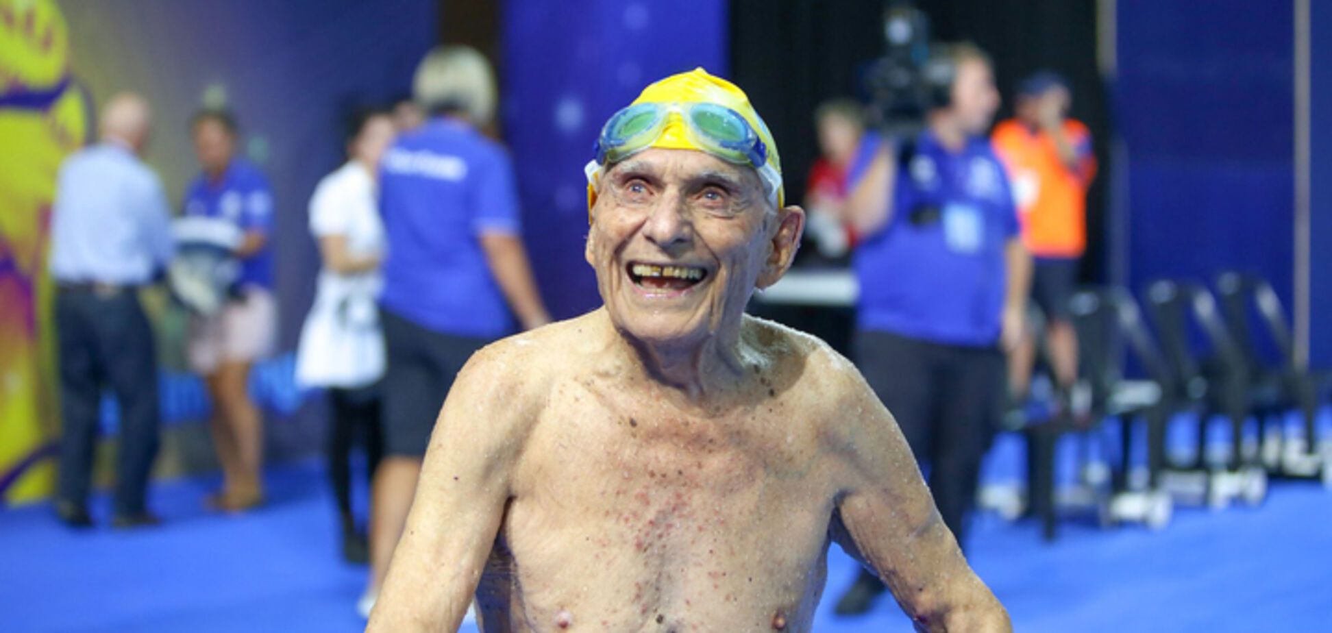 99-летний пловец установил мировой рекорд