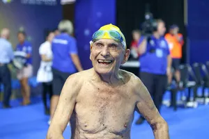 99-річний плавець встановив світовий рекорд