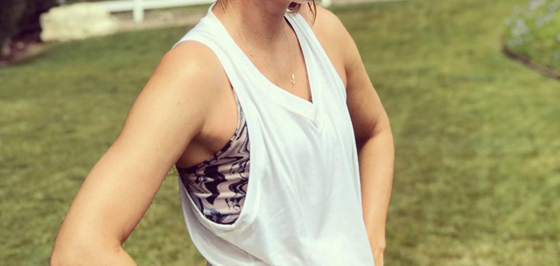 'Що творить!' Шарапова в купальнику поставила на вуха фанатів