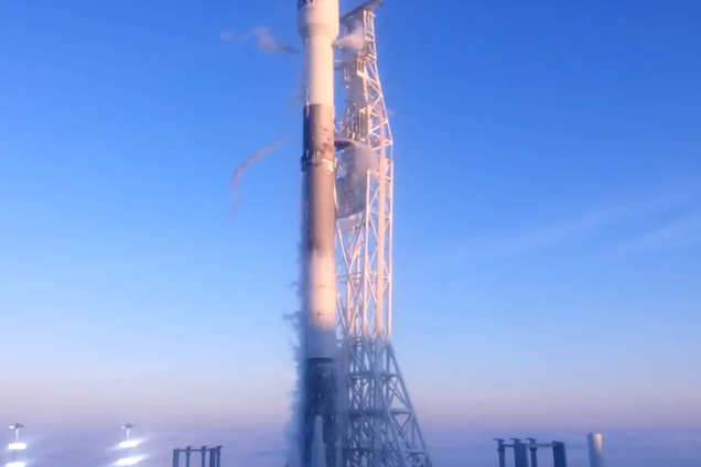 SpaceX запустила ракету з 10 супутниками на борту