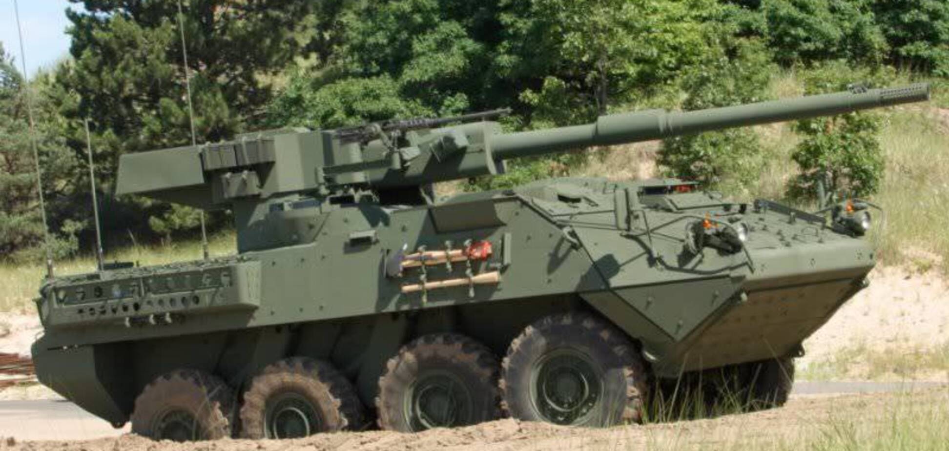 колісний танк