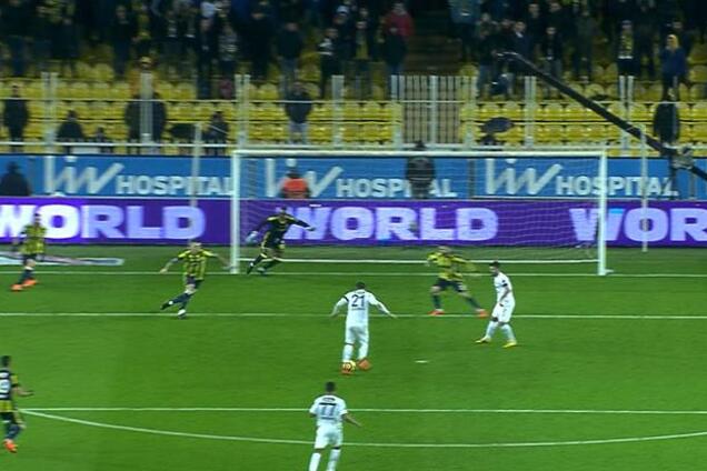 Футболист сборной Украины забил в Турции эффектный гол в противоход: опубликовано видео