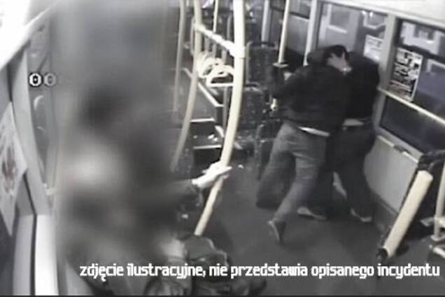 В Польше украинца избили в трамвае из-за национальности