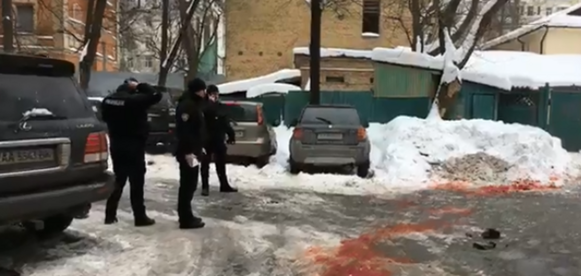 В центре Киева произошло убийство: появились фотороботы подозреваемых