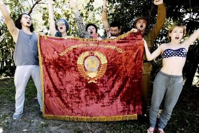 'Пи*дец - это целая страна': Лебединский посвятил России новый стебный клип