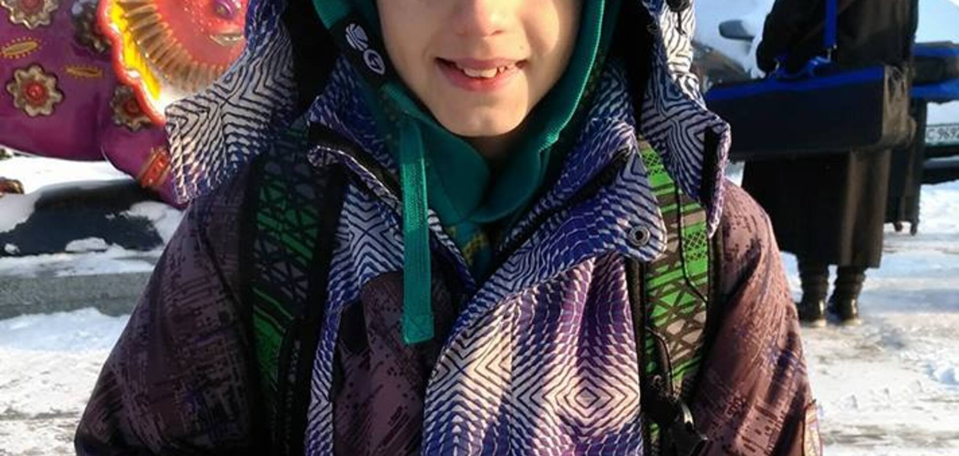 У Києві потяг збив 11-річного хлопчика: дитина в комі