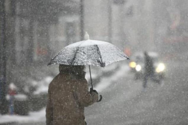 Мокрый снег и туманы: в Украине резко ухудшится погода