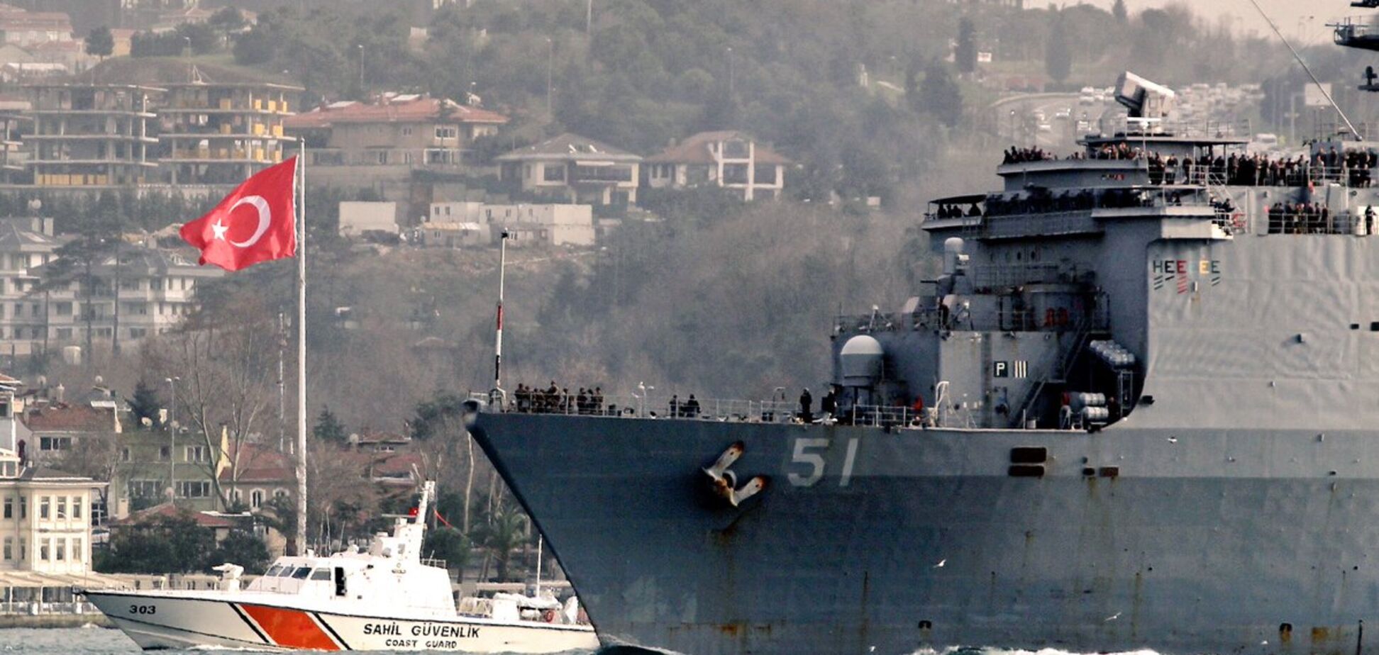 З морськими піхотинцями на борту: в Чорне море зайшов десантний корабель США