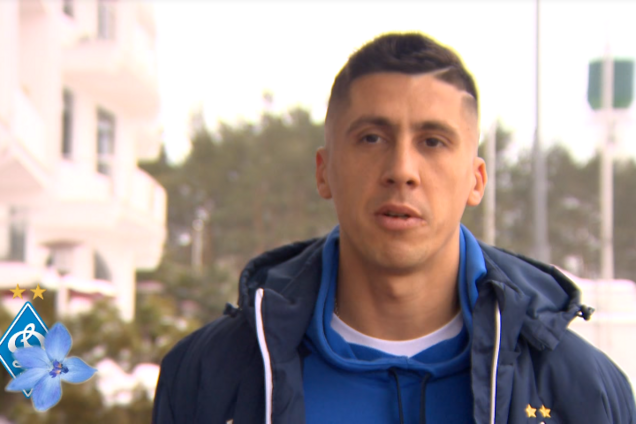 Футболісти 'Динамо' патріотично привітали дівчат з 8 березня: яскраве відео