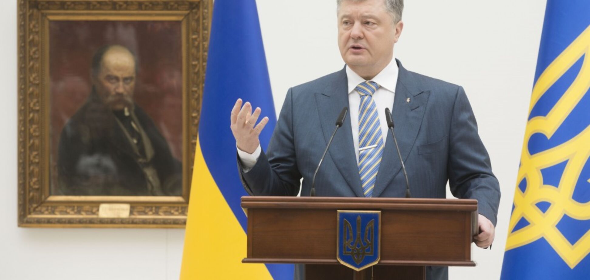Порошенко анонсировал десятилетие поддержки украинского языка