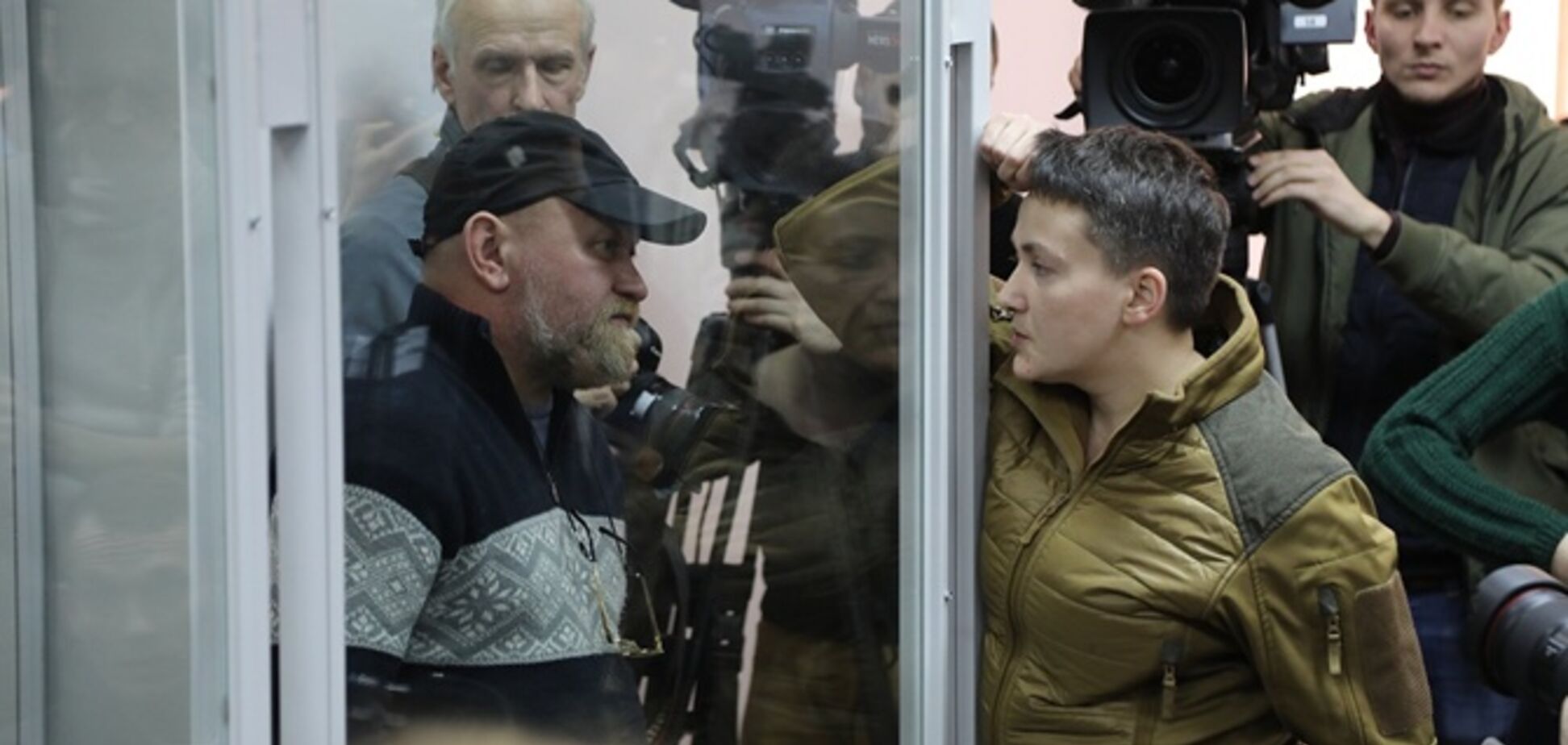 'Козыряла перед Рубаном': Савченко припомнили выходку в суде