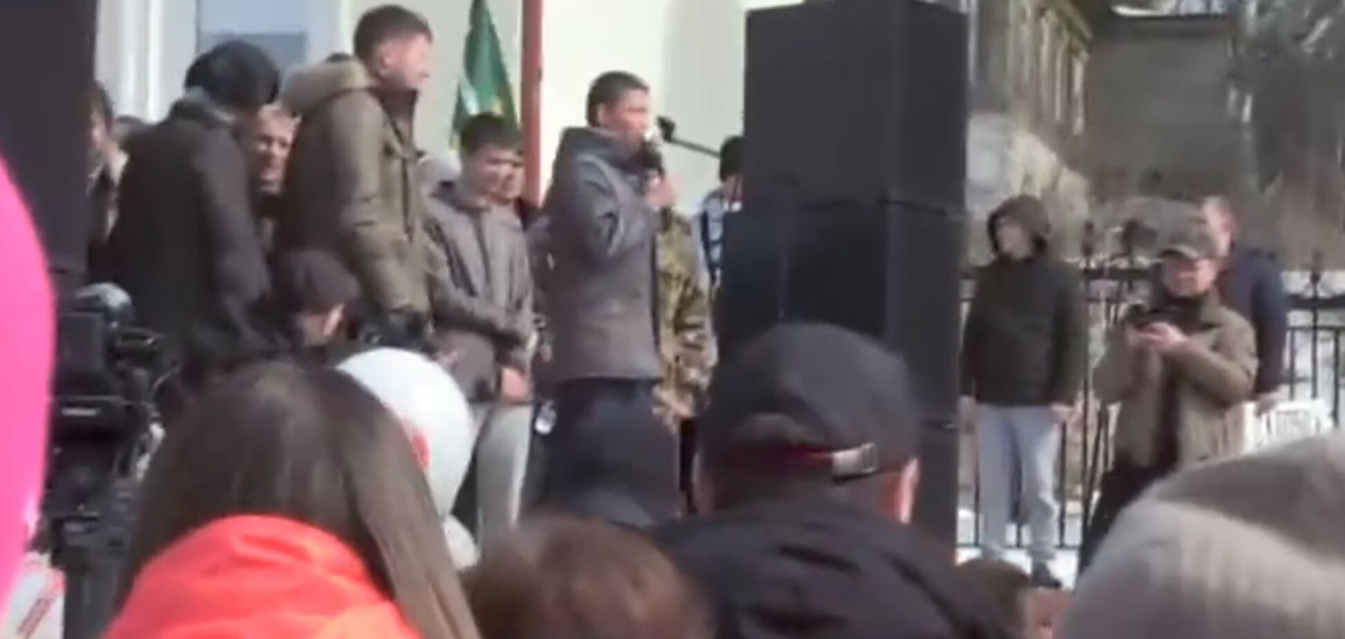 'Не хочу умереть!' Школьник на митинге в Волоколамске обратился к Путину