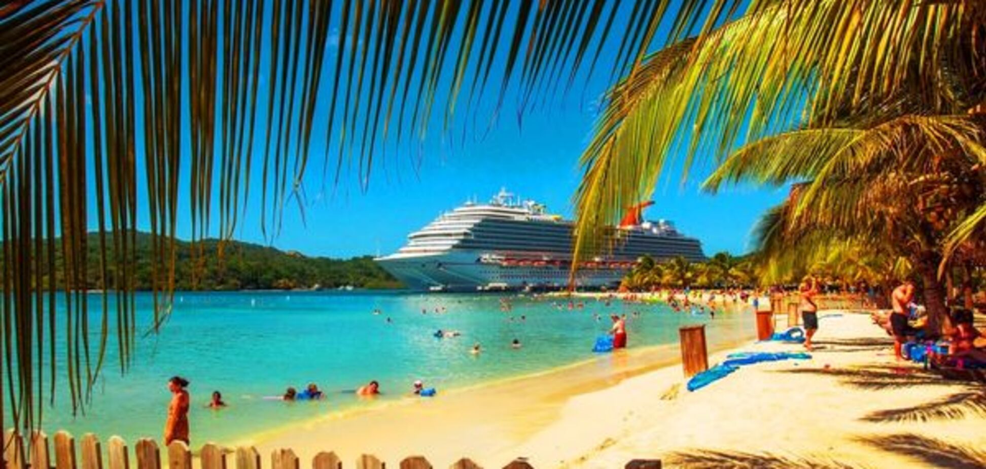 Куда украинцам поехать на майские праздники: названы топ-5 маршрутов