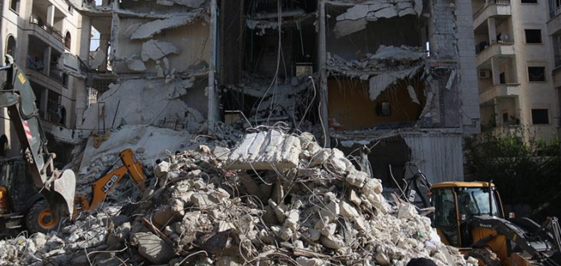 В Идлибе прогремел мощный взрыв в доме: около 30 жертв, более сотни раненых