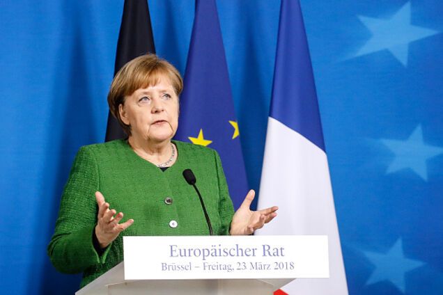 Путіна не кликали: Меркель анонсувала переговори 'нормандської четвірки'