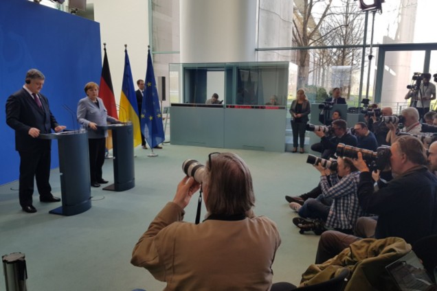 "Мира нет": Меркель сделала заявление по Донбассу после встречи с Порошенко