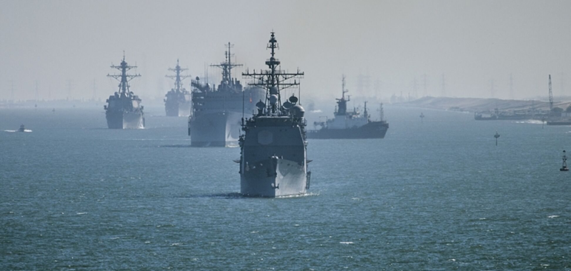Флоты США и России могут столкнуться