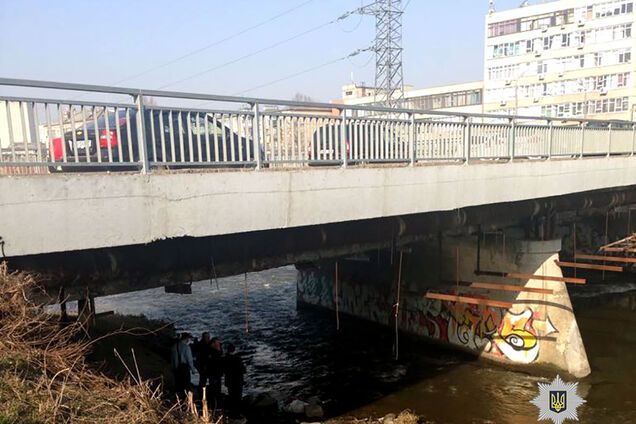 У Харкові в центрі міста знайшли мішок з тілом людини