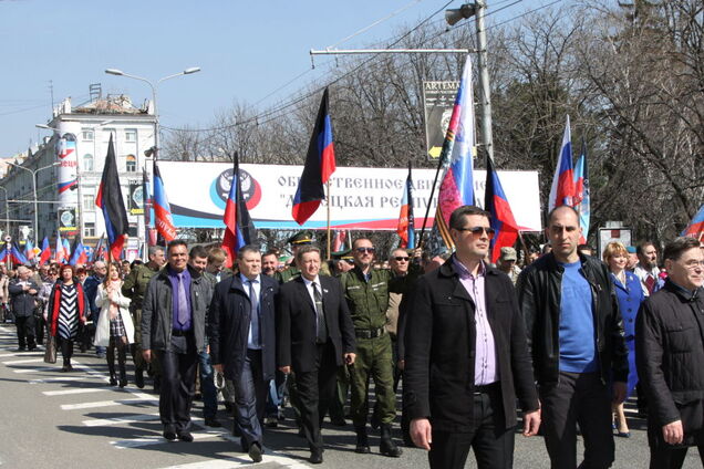 Люди, вы что слепые, глухие, немые или мазохисты?