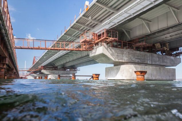 Оккупанты поспешили нарисовать на картах недостроенный Крымский мост