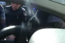 "Камеру тебе в ж*пу засуну!" В Мариуполе полицейский набросился на водителя